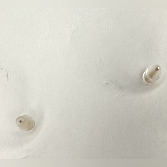 NEW Earrings White Pearl with Gold Trim Fashion Earrings Stud with Backing - Picture 3 of 4